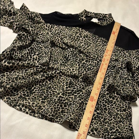 Milano 3-Tiered Ruffle Blouse with 3-Tiered Sleeves - Picture 5 of 9